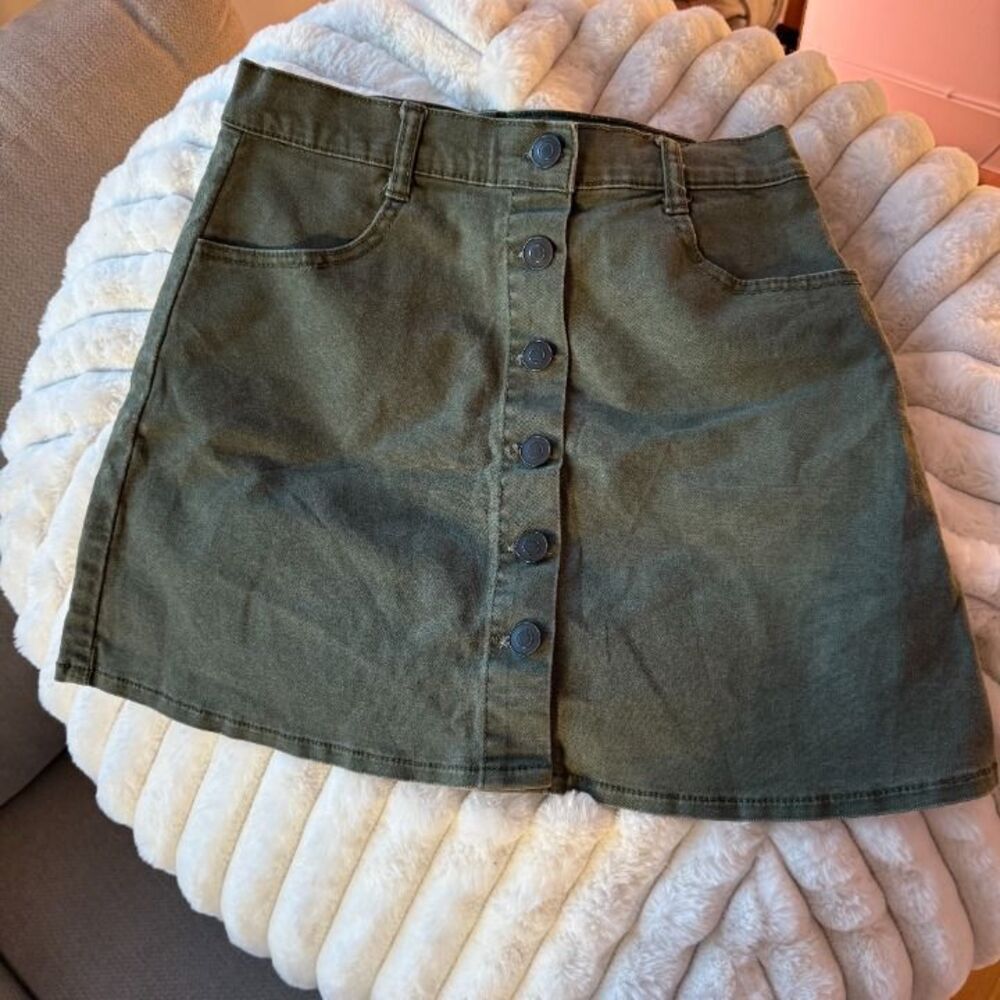 Brandy Melville green mini skirt
